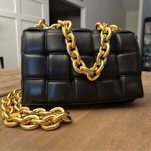 Bottega Veneta Padded Chain Cassette Black Maxi Intrecciato